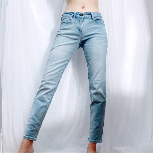 Uniqlo Denim - UNIQLO Light Blue Straight Leg Mid Rise Jeans